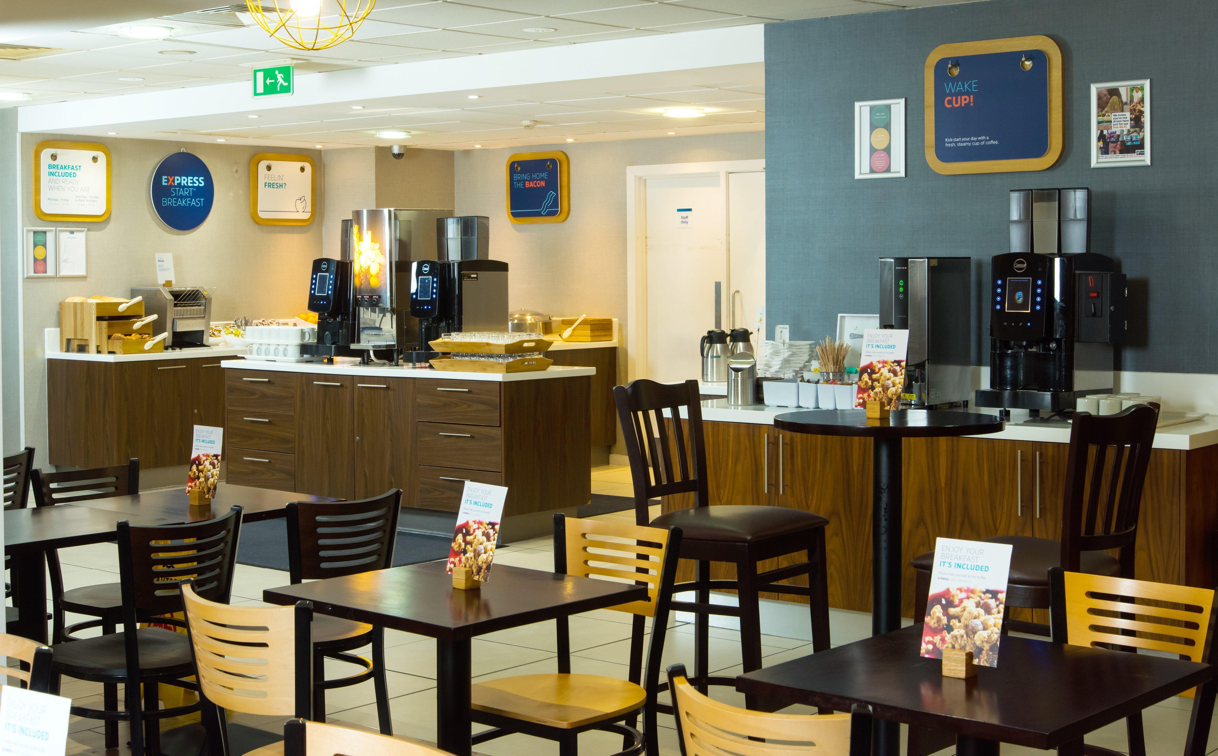 Holiday Inn Express London-Wimbledon-South, An Ihg Hotel Exterior foto