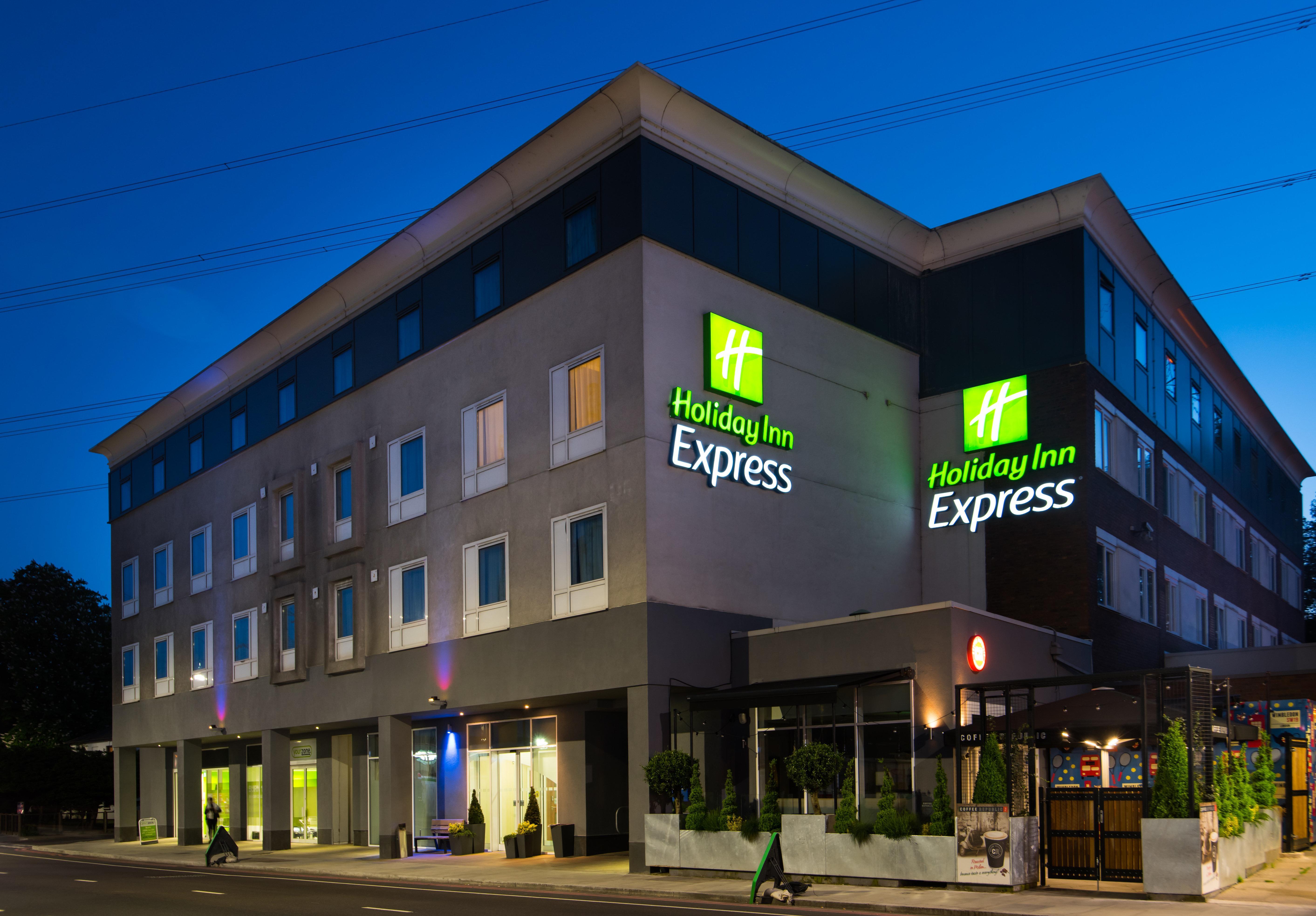 Holiday Inn Express London-Wimbledon-South, An Ihg Hotel Exterior foto