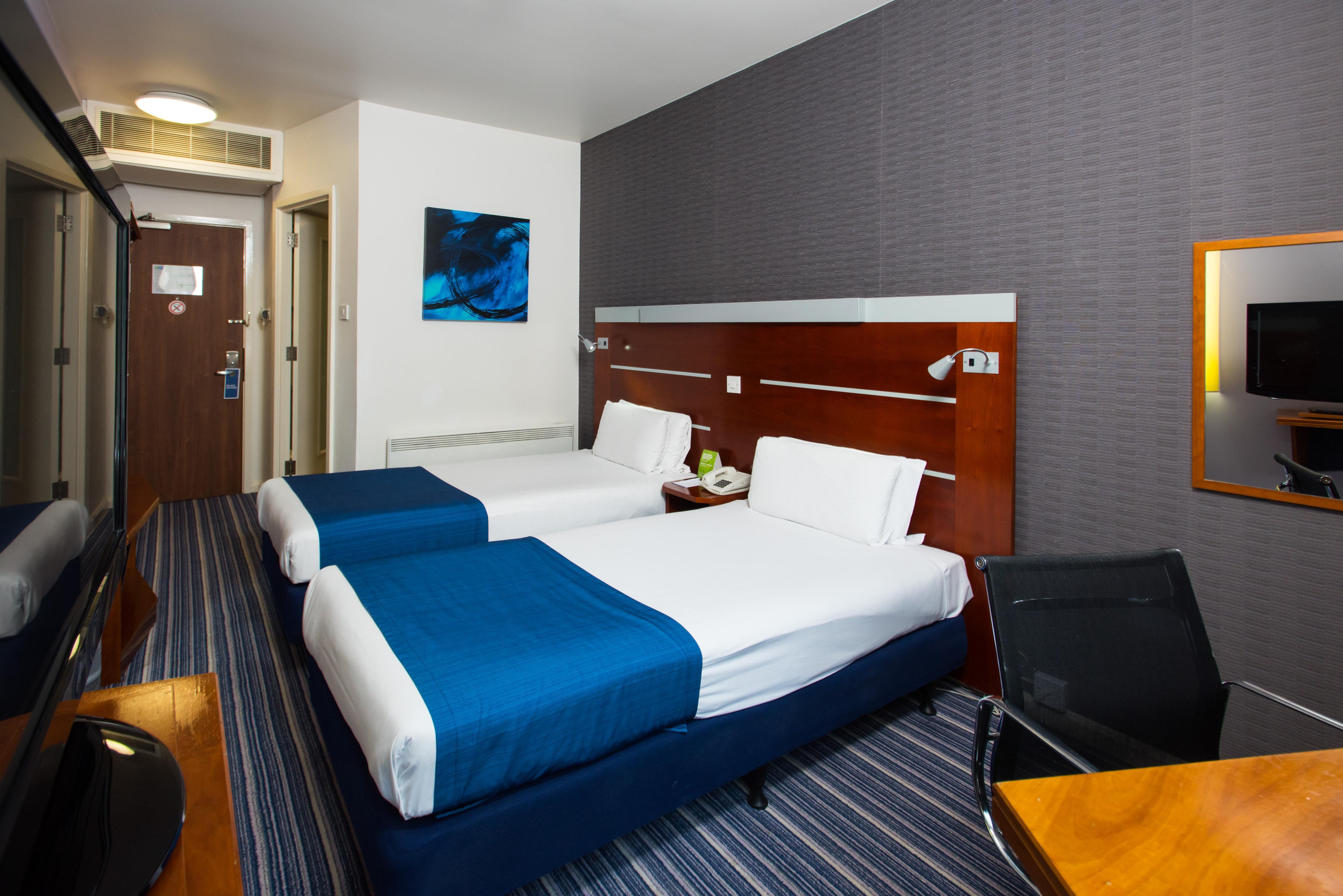 Holiday Inn Express London-Wimbledon-South, An Ihg Hotel Exterior foto