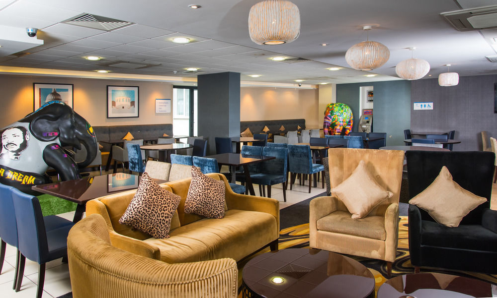 Holiday Inn Express London-Wimbledon-South, An Ihg Hotel Exterior foto