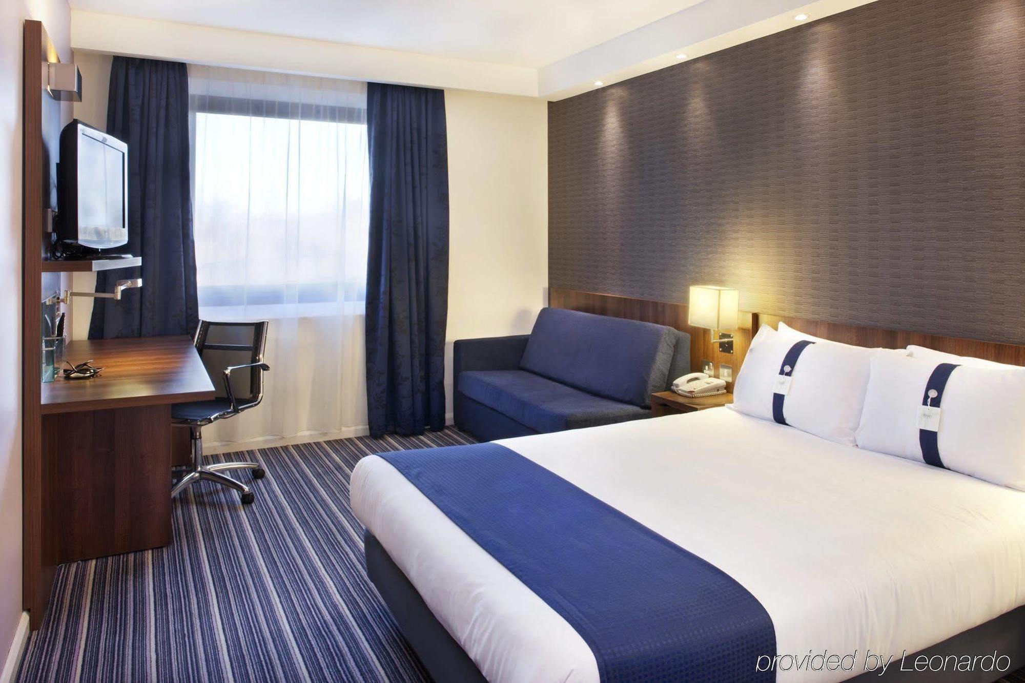 Holiday Inn Express London-Wimbledon-South, An Ihg Hotel Zimmer foto